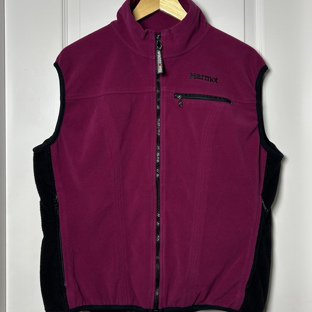 Marmot Vintage Magenta Black Windstoffer Fleece Vest Gorpcore Granola Girl Style
